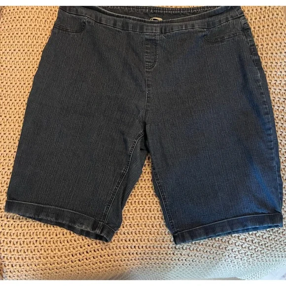 Soft Surroundings Stretch Blue Denim Bermuda Shorts Sz XL - Picture 1 of 8